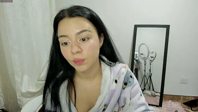 Snapshot of Midori_rosse chatting on May 15, 2026, 10:50 pm Midori rosse online show from May 15, 2026, 10:50 pm