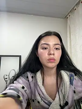 Snapshot of Midori_rosse chatting on May 15, 2026, 11:12 pm Midori rosse online show from May 15, 2026, 11:12 pm