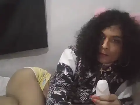 Snapshot of MorenaBellakita chatting on October 17, 2025, 3:25 pm MorenaBellakita online show from October 17, 2025, 3:25 pm