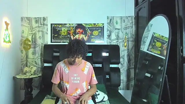 Latin Femboy13 online show from October 17, 2025, 7:27 pm