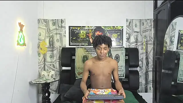 Latin Femboy13 online show from October 18, 2025, 9:48 pm