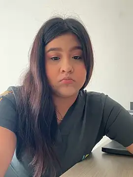 Mia Sun14 online show from October 23, 2025, 4:17 pm