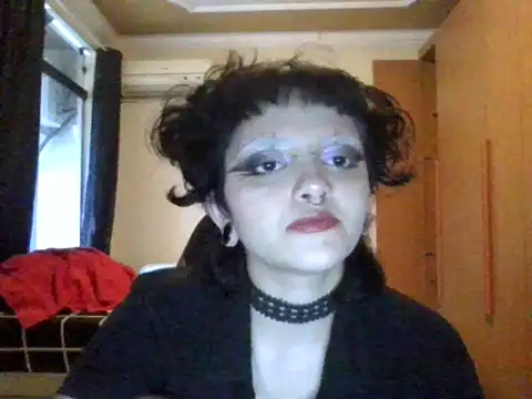 Snapshot of demonnus chatting on October 19, 2025, 8:20 pm demonnus online show from October 19, 2025, 8:20 pm