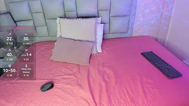 Snapshot of Star_Doll51 chatting on November 8, 2025, 8:40 pm Star Doll51 online show from November 8, 2025, 8:40 pm