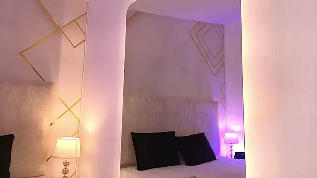 Snapshot of Martinaa_Garcia chatting on May 5, 2026, 7:33 pm Martinaa Garcia online show from May 5, 2026, 7:33 pm