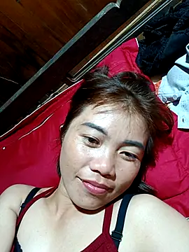 Snapshot of omai-ngot chatting on October 31, 2025, 4:35 am omai-ngot online show from October 31, 2025, 4:35 am