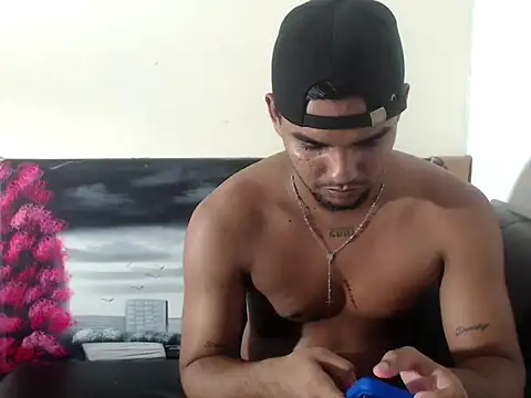 Charly 22cm online show from November 4, 2025, 6:34 am