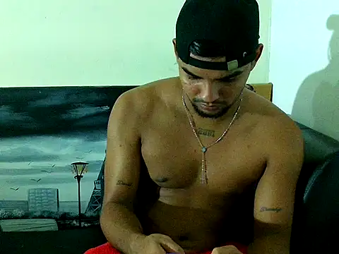 Charly 22cm online show from November 5, 2025, 5:51 am