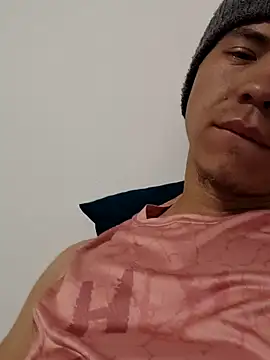 Snapshot of Carlomorelo chatting on October 16, 2025, 7:42 am Carlomorelo online show from October 16, 2025, 7:42 am