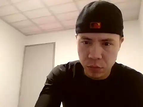 Snapshot of Carlomorelo chatting on October 17, 2025, 8:55 pm Carlomorelo online show from October 17, 2025, 8:55 pm