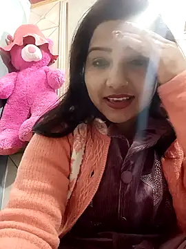 Vanshika1432 online show from January 10, 2026, 4:58 am