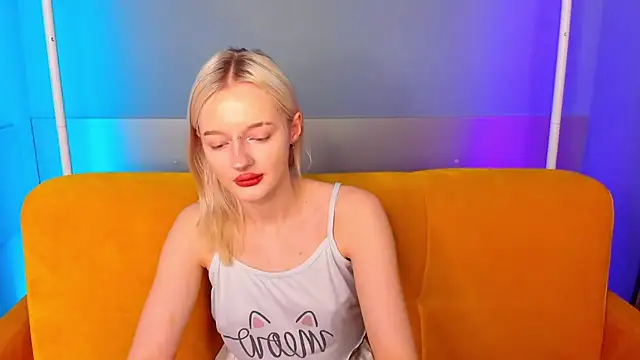 AlessaKiss online show from March 6, 2026, 9:06 am