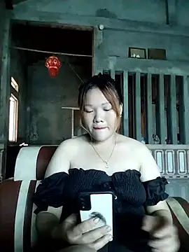 Snapshot of mai-cute chatting on October 18, 2025, 2:47 am mai-cute online show from October 18, 2025, 2:47 am