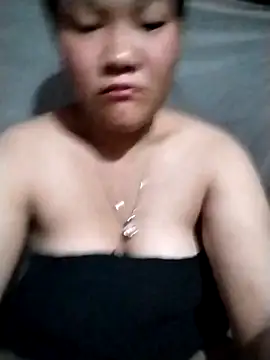 Snapshot of mai-cute chatting on November 7, 2025, 2:17 pm mai-cute online show from November 7, 2025, 2:17 pm