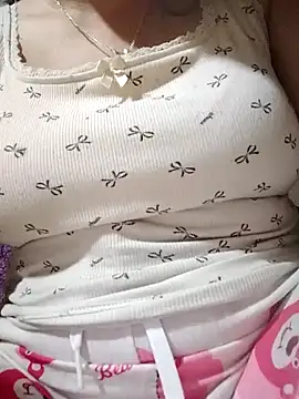 Snapshot of asaka-cute chatting on October 21, 2025, 9:54 am asaka-cute online show from October 21, 2025, 9:54 am