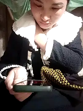 Snapshot of asaka-cute chatting on November 3, 2025, 12:13 am asaka-cute online show from November 3, 2025, 12:13 am