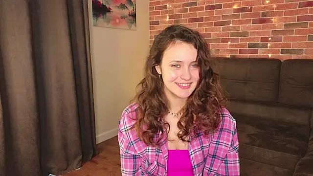 FoxFever online show from April 7, 2026, 5:08 am