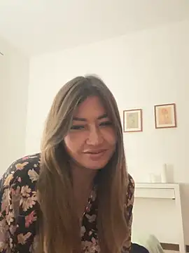 Snapshot of gabriellacali chatting on October 16, 2025, 12:50 pm gabriellacali online show from October 16, 2025, 12:50 pm