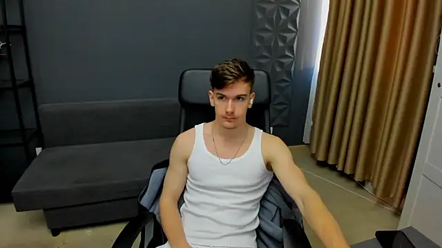 BradyFlint online show from April 16, 2026, 4:24 am