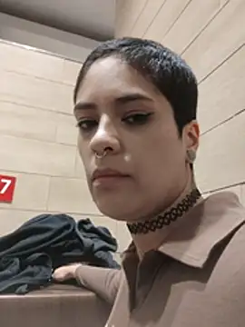 Snapshot of Natimiau chatting on November 7, 2025, 10:21 pm Natimiau online show from November 7, 2025, 10:21 pm