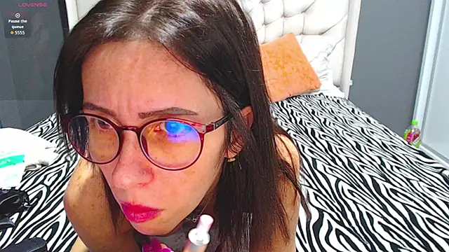 Snapshot of RubySweet11 chatting on November 4, 2025, 6:34 am RubySweet11 online show from November 4, 2025, 6:34 am