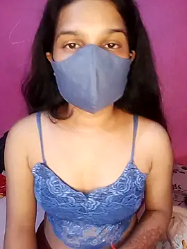 Lovely Queennn online show from October 16, 2025, 3:24 pm