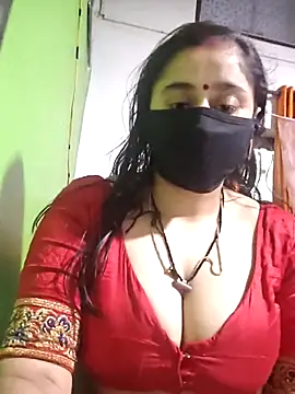 Lovely Queennn online show from October 29, 2025, 10:17 am