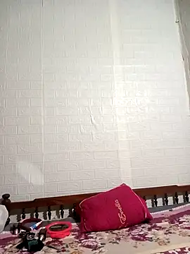 tabby-cat11 online show from November 15, 2025, 2:24 pm