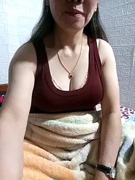 tabby-cat11 online show from December 22, 2025, 6:38 pm