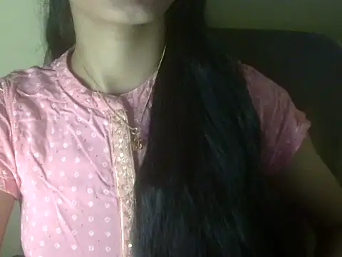 Snapshot of Shezi_N chatting on June 16, 2026, 1:47 pm Shezi N online show from June 16, 2026, 1:47 pm