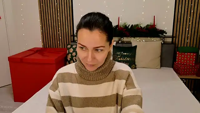 DitaNoir online show from December 16, 2025, 7:02 am