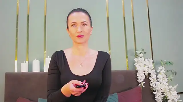 JaneWalch online show from November 17, 2025, 10:10 am