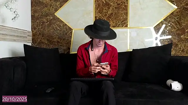 elias sn0w online show from October 20, 2025, 7:36 pm