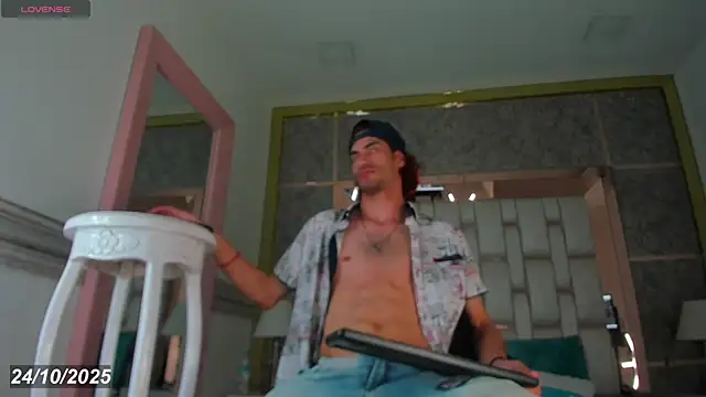 elias sn0w online show from October 24, 2025, 8:05 pm