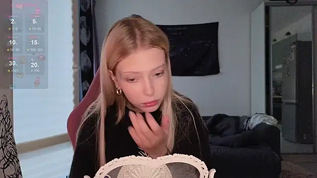 eliza saddcat online show from October 31, 2025, 12:39 pm