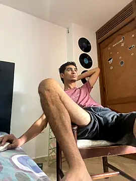 Snapshot of gsusss_feet chatting on October 19, 2025, 6:19 pm gsusss feet online show from October 19, 2025, 6:19 pm