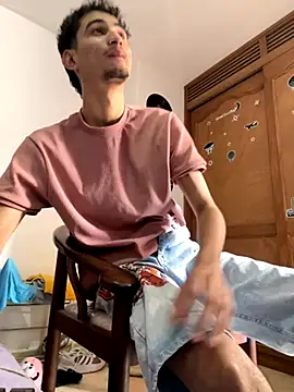 Snapshot of gsusss_feet chatting on November 5, 2025, 6:41 pm gsusss feet online show from November 5, 2025, 6:41 pm