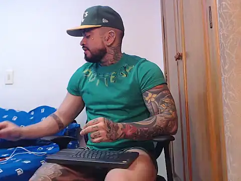 stefanodangelo online show from October 22, 2025, 11:37 pm