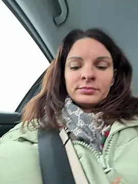 kinkysarahx online show from January 10, 2026, 12:07 pm