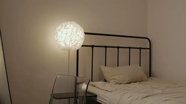 Snapshot of VIP_MILENA chatting on November 15, 2025, 5:42 pm VIP MILENA online show from November 15, 2025, 5:42 pm