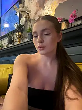 Snapshot of VIP_MILENA chatting on November 26, 2025, 2:40 pm VIP MILENA online show from November 26, 2025, 2:40 pm