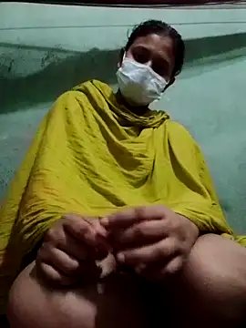 sexylive1100 online show from October 17, 2025, 7:33 am