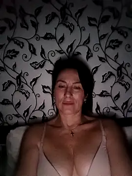 Luna 7777 online show from March 9, 2026, 5:28 pm