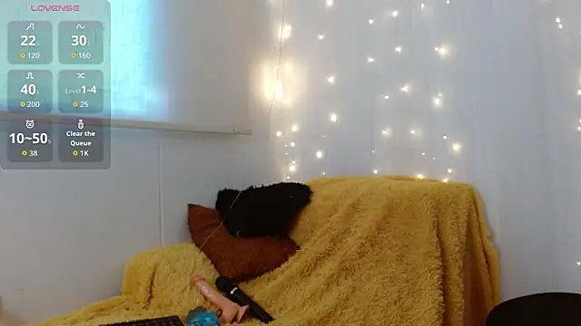 sharon ivanna12 online show from November 7, 2025, 8:31 pm