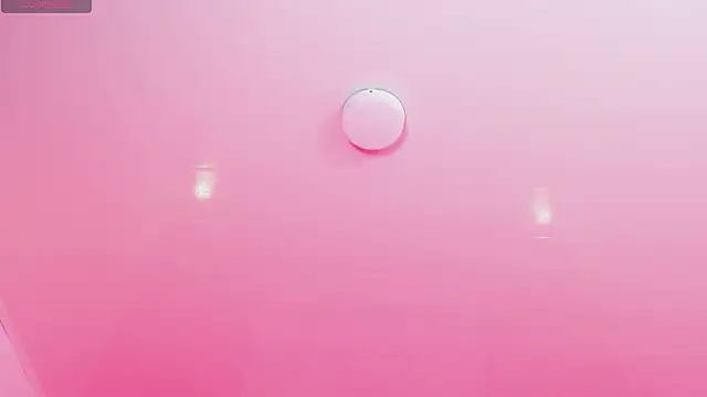 Snapshot of Halleyrosse chatting on February 26, 2026, 8:52 pm Halleyrosse online show from February 26, 2026, 8:52 pm