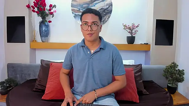 JohnBelRose online show from January 5, 2026, 7:39 pm