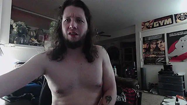 Snapshot of biggerisbetter12 chatting on May 2, 2026, 11:26 am biggerisbetter12 online show from May 2, 2026, 11:26 am