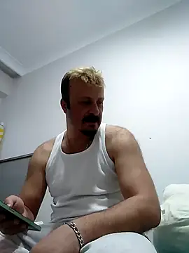 Snapshot of WORLDJR chatting on November 2, 2025, 3:03 pm WORLDJR online show from November 2, 2025, 3:03 pm