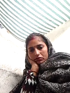 Pooja shre online show from November 27, 2025, 2:24 am