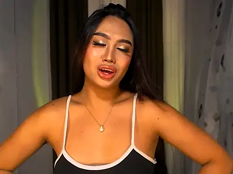 BigBrownCock Candice online show from November 3, 2025, 5:36 pm